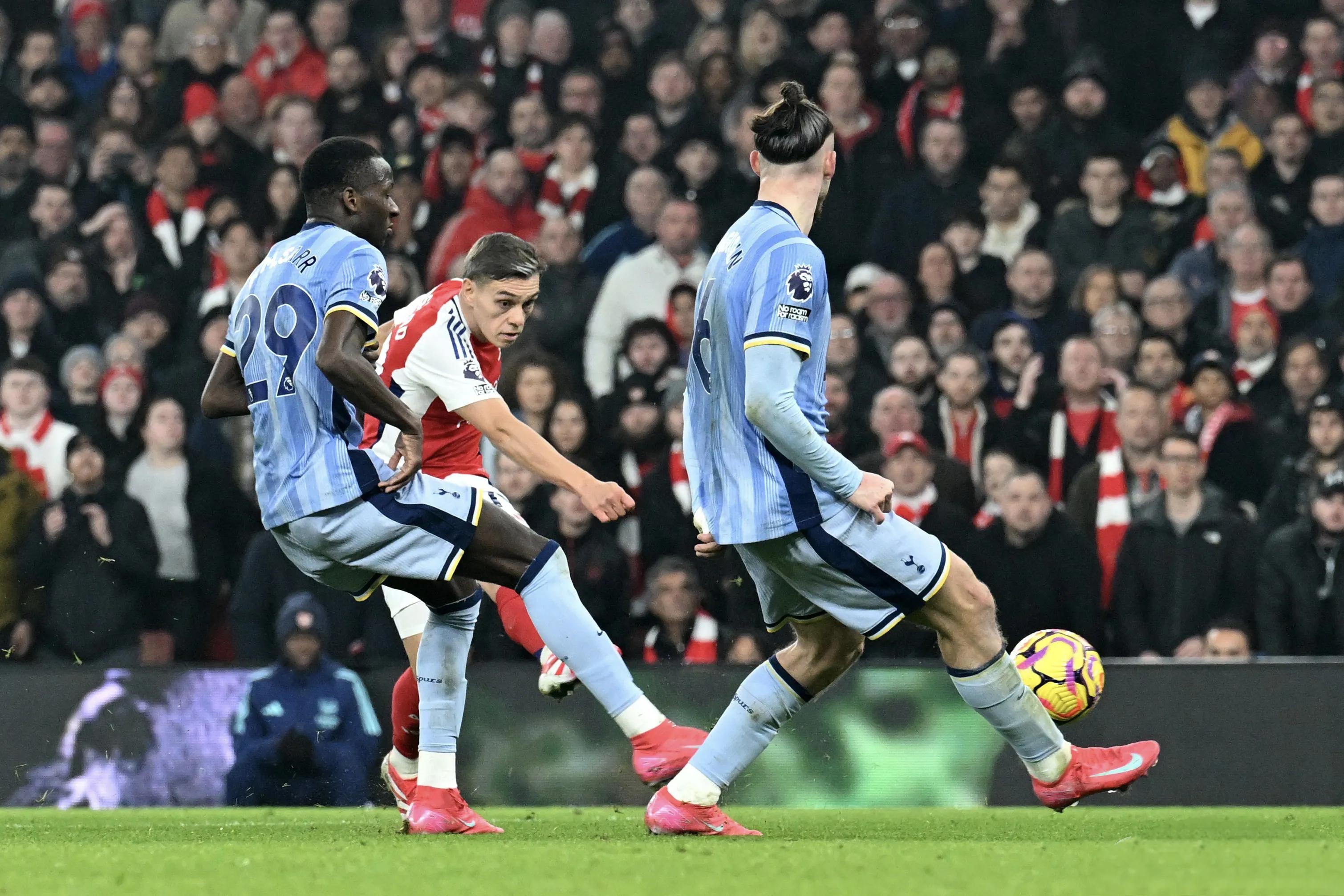 热刺击败阿森纳,重夺北伦敦德比胜利,振奋人心的简单介绍 热刺击败阿森纳,重夺北伦敦德比胜利,振奋人心的简单介绍