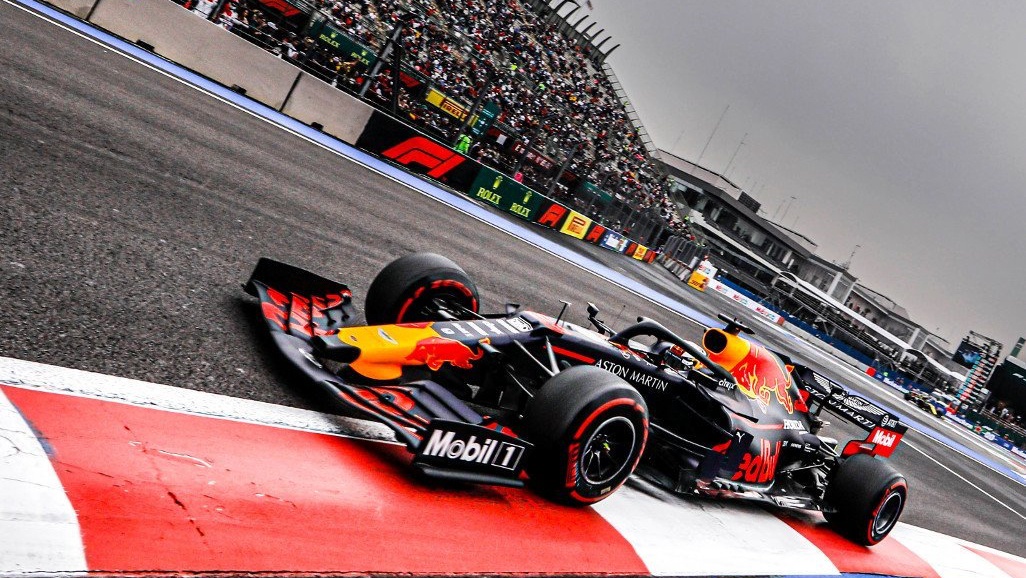 关于索伯车队鏖战红牛二队，阿隆索高光表现的信息